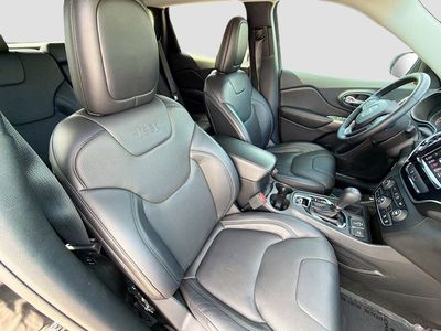 2019 Jeep Cherokee - Photo 14