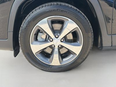 2019 Jeep Cherokee - Photo 40