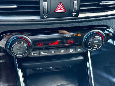 2022 Kia Forte - Photo 32