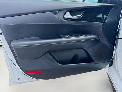 2022 Kia Forte - Photo 20