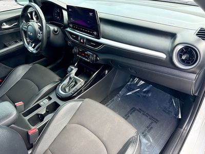 2022 Kia Forte - Photo 13