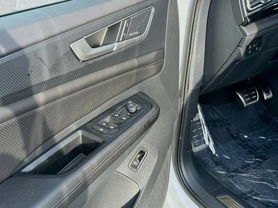 2026 Volkswagen Atlas Cross Sport - Photo 22
