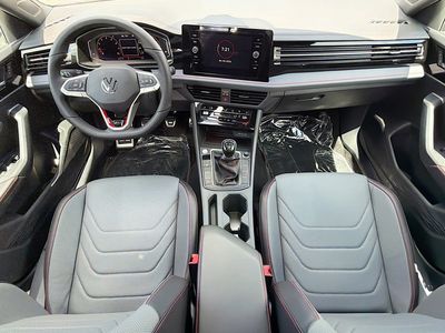 2026 Volkswagen Jetta GLI - Photo 14