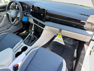 2026 Volkswagen Jetta - Photo 13