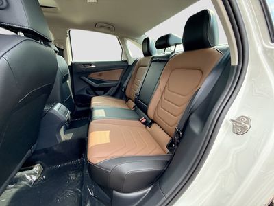 2026 Volkswagen Jetta - Photo 18