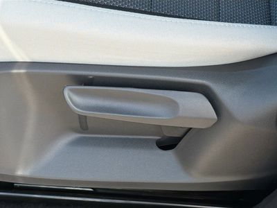 2026 Volkswagen Taos - Photo 22