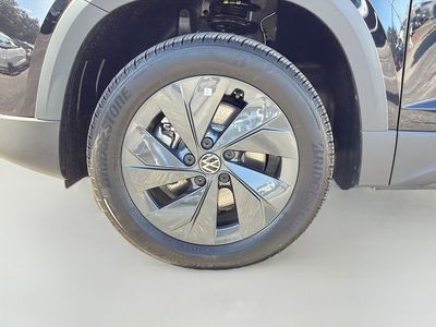 2026 Volkswagen Taos - Photo 38