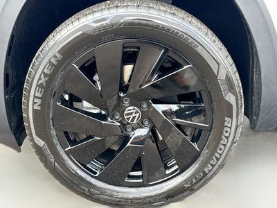 2026 Volkswagen Atlas - Photo 42