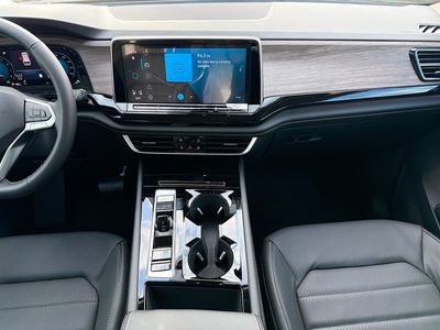 2026 Volkswagen Atlas - Photo 18