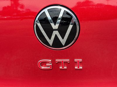 2026 Volkswagen Golf GTI - Photo 11