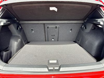 2026 Volkswagen Golf GTI - Photo 12
