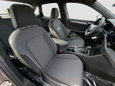 2026 Volkswagen Jetta - Photo 13