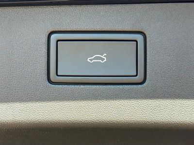 2026 Volkswagen Tiguan - Photo 12