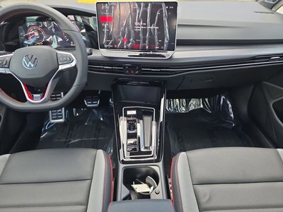 2025 Volkswagen Golf GTI - Photo 13