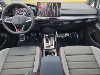 2025 Volkswagen Golf GTI - Photo 11