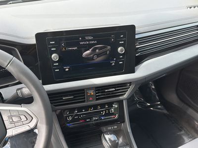 2026 Volkswagen Jetta - Photo 25