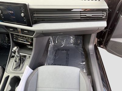 2026 Volkswagen Jetta - Photo 16