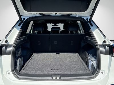 2026 Volkswagen Tiguan — photo 12 view