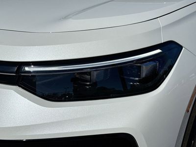 2026 Volkswagen Tiguan — photo 9 view