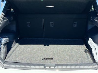 2026 Volkswagen Tiguan - Photo 12