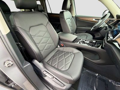 2026 Volkswagen Atlas — photo 15 view