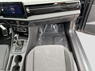 2026 Volkswagen Jetta - Photo 16