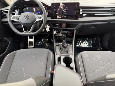 2026 Volkswagen Jetta - Photo 17