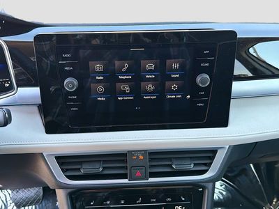 2026 Volkswagen Taos - Photo 29