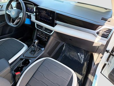 2026 Volkswagen Taos - Photo 13