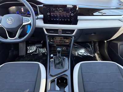 2026 Volkswagen Taos - Photo 18