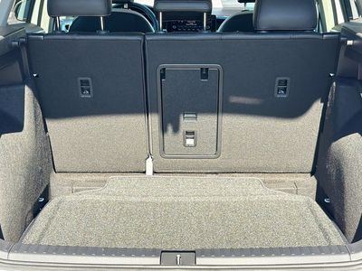 2026 Volkswagen Taos - Photo 12