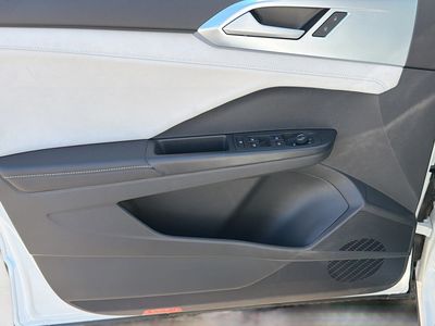 2026 Volkswagen Taos - Photo 21