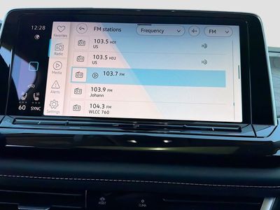 2026 Volkswagen Atlas - Photo 32