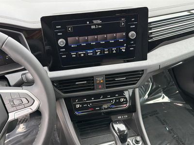 2026 Volkswagen Jetta - Photo 24