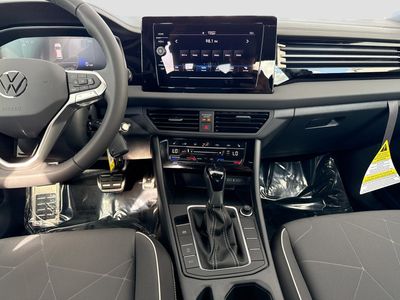2026 Volkswagen Jetta - Photo 18