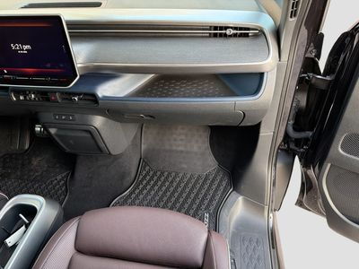 2025 Volkswagen ID. Buzz - Photo 17