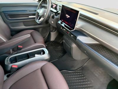 2025 Volkswagen ID. Buzz - Photo 13