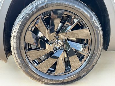 2026 Volkswagen Atlas — photo 43 view