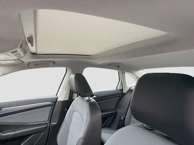 2026 Volkswagen Jetta - Photo 24