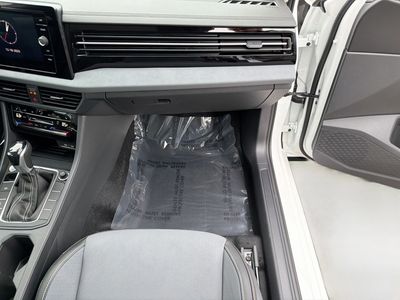 2026 Volkswagen Jetta - Photo 16