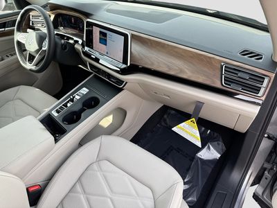 2026 Volkswagen Atlas - Photo 13