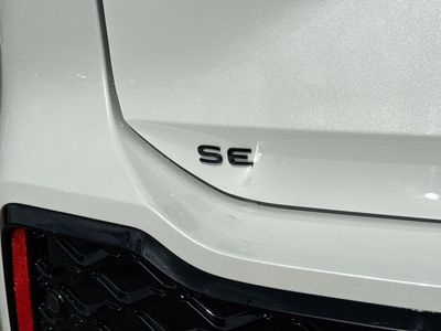 2026 Volkswagen Tiguan - Photo 11