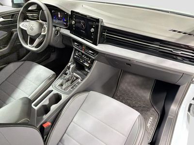 2026 Volkswagen Jetta - Photo 12