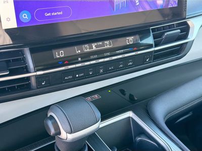 2025 Toyota Sienna - Photo 34