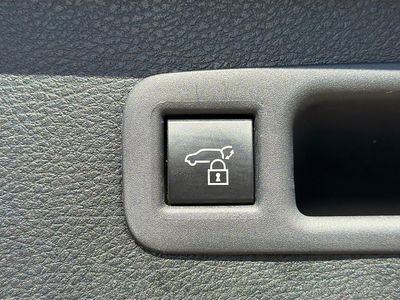 2025 Toyota Sienna - Photo 12