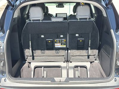 2025 Toyota Sienna - Photo 11