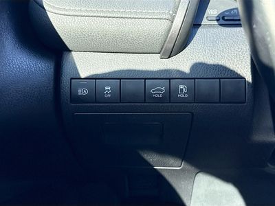 2020 Toyota Camry - Photo 31