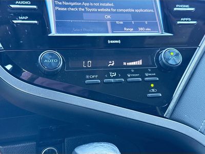 2020 Toyota Camry - Photo 30