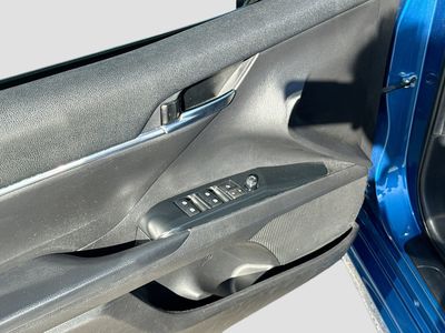 2020 Toyota Camry - Photo 21