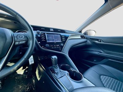 2020 Toyota Camry - Photo 25